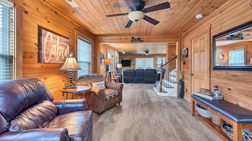 TV, fireplace, DVD player