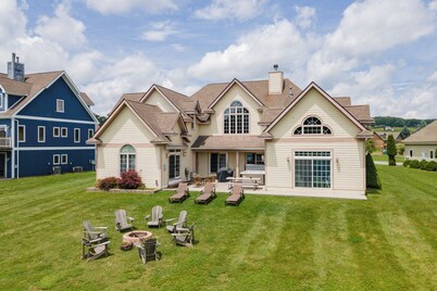 Signature Lakefront Home w/ Pool & Views