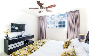 2 bedrooms, iron/ironing board, travel cot, free WiFi