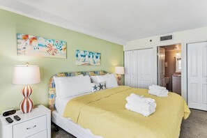 2 chambres, fer et planche à repasser, Wi-Fi, literie fournie