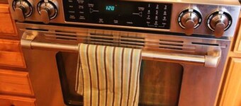 Lake Forest Lodge   .