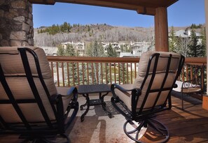 Property grounds - Bright Ski in/out Condo 3Br 3.5Ba (Avon)