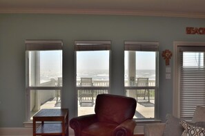 TV, offices - Cocoa Beach: 4  BR, 3  BA House in Caplen, Sleeps 14 (Bolivar Peninsula)