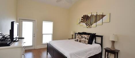 4 間睡房、免費 Wi-Fi