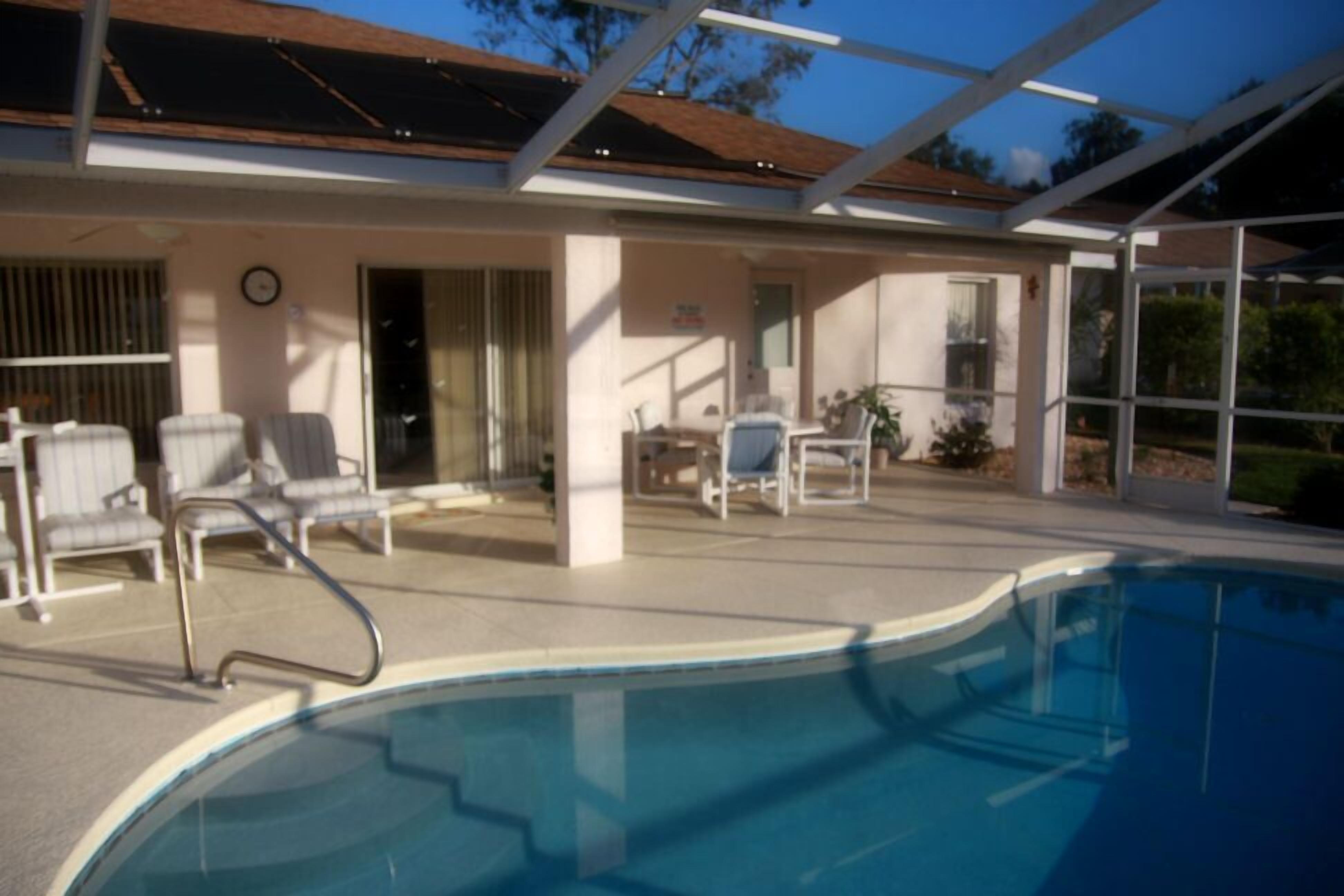 4-bedroom villa with solar heated pool