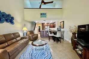 TV, tavolo da ping pong