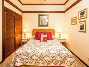 1 bedroom, iron/ironing board, internet