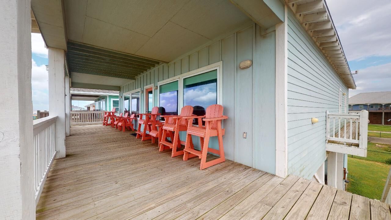 Gypsy Sol: 5  BR, 3  BA House in Port Bolivar, Sleeps 16