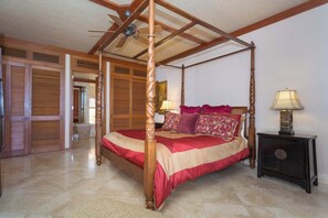 3 habitaciones, escritorio, tabla de planchar con plancha y wifi gratis