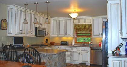 Country Elegance - Piney Creek, NC