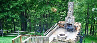 Thru 28 juni - $ 100 korting 3-6 nt verblijf-rivier toegang, buizen, buiten openhaard, vuurplaats, vijver, 5 slaapkamer, speelkamer, huisdier vriendelijk