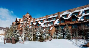 Exterior - Luxury renovation! Ski-in/Ski-out 5 Br Private Townhome, Top of Bachelor Gulch (Beaver Creek)