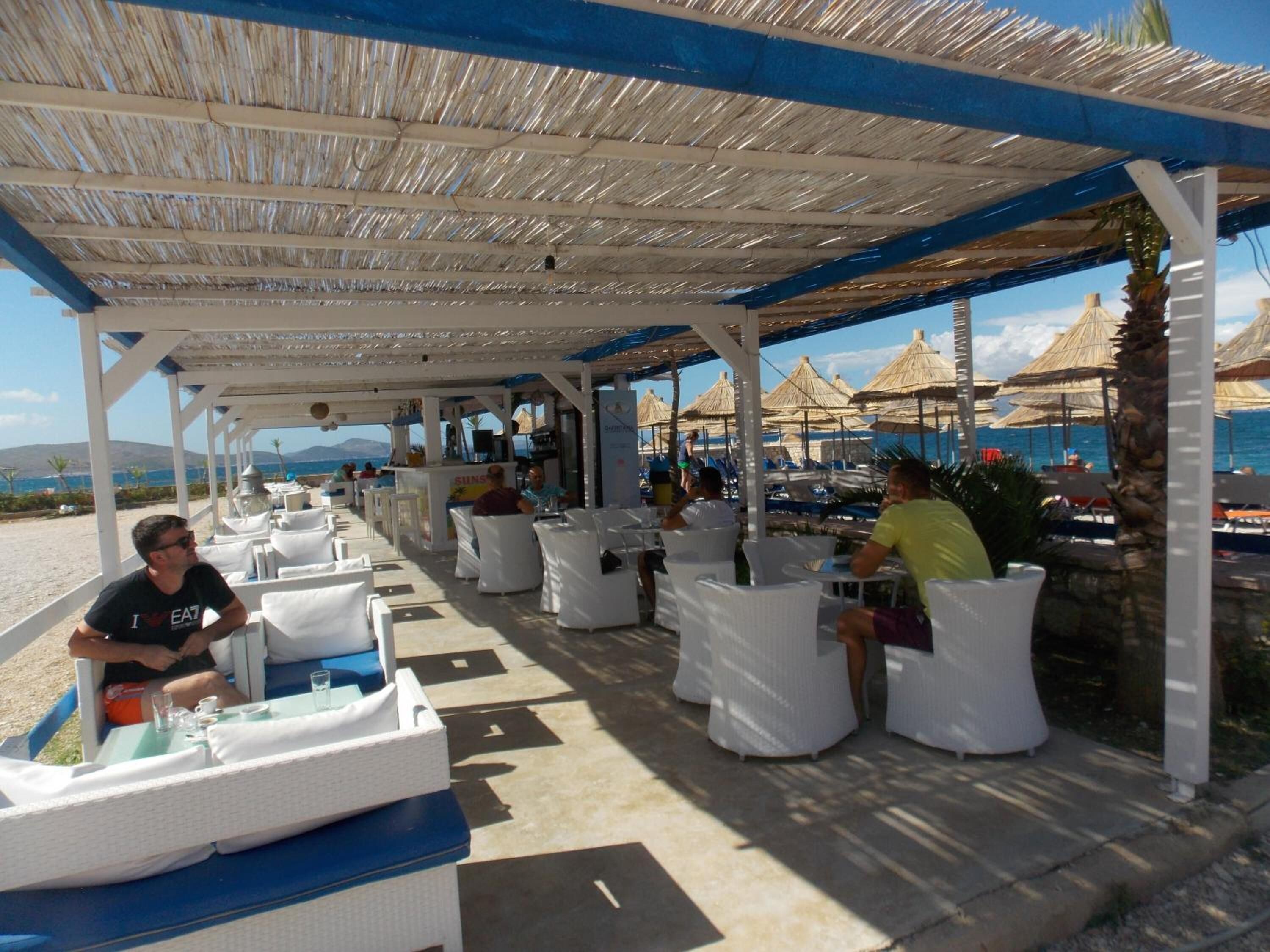 Foto - Sunset Suites