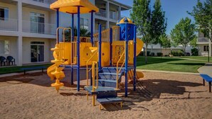Children's area - Las Palmas Resort #401 | All-Inclusive Amenities (Saint George)