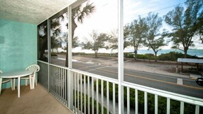 Uklassifisert bilde, 2 av 41, knapp