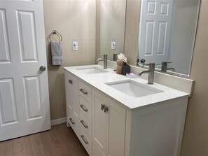 Uklassifisert bilde, 3 av 41, knapp