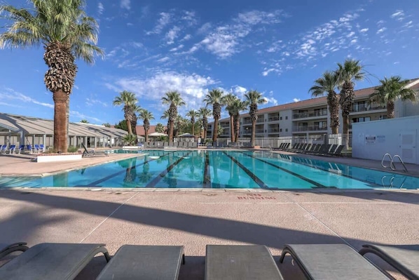 Pool - Las Palmas Resort #1609 | All-Inclusive Amenities (Saint George)