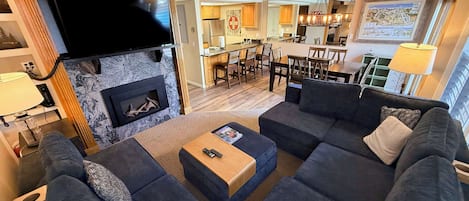 TV connectée, cheminée