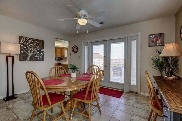 Dining - Las Palmas Resort #412 | All-Inclusive Amenities (Saint George)