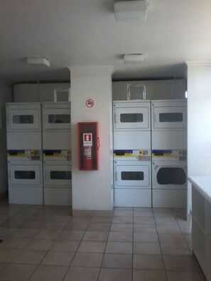 Laundry room - Plaza San Isidro (Santiago)