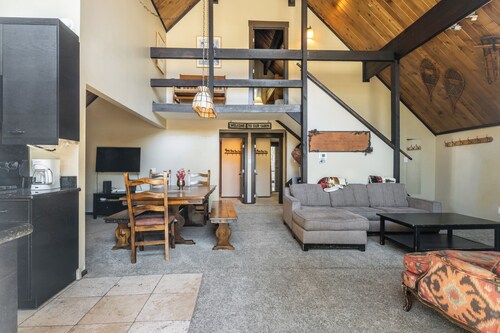 En ski / Out cabine Talus - Chalet # 16