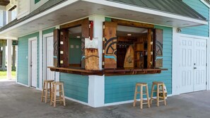 Bar (on property) - Buccaneer House (Crystal Beach)