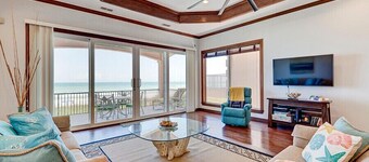 Private Gulf-front pool; Spacious family space; Pets welcome - Mi Casa Es Su Casa