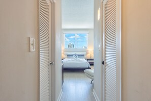 1 Schlafzimmer, Bügeleisen/Bügelbrett, Reisekinderbett, kostenloses WLAN