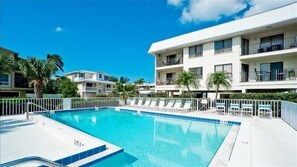Pool - Gulf Watch 104 - Condo 2 Bedroom / 2 Bath Gulf to Bay access, maximum occupancy of 6 people. (Bradenton Beach)