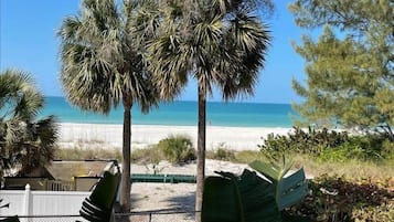 Accommodatie ligt op het strand