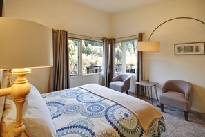 4 chambres, fer et planche à repasser, Wi-Fi, draps fournis