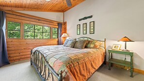 3 chambres, fer et planche à repasser, lit parapluie, Wi-Fi gratuit