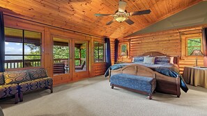 3 bedrooms, iron/ironing board, travel crib, free WiFi - Song Bird Lodge in Gated Smoky Mountain Retreat Community (MAGGIE VALLEY)