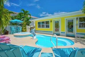 Unclassified image, 2 of 37, button