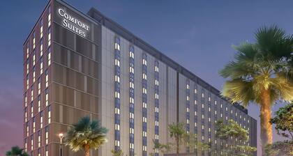 Comfort Suites Tokyo Bay