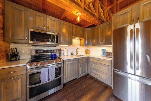 Cozy Log Cabin on Slate River 5-Minutes to Downtown Crested Butte!