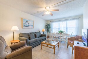 Fernseher, DVD-Player