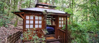 Bird Watch From Private Spa, Teahouse, Wine Country, Dog Friendly!