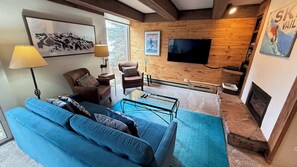 TV connectée, cheminée