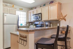 Fridge, microwave, stovetop, coffee/tea maker - Moon Dancer 9 - Your Luxury Island Home awaits, Value Priced, Only Steps to the Beach! (South Padre Island)