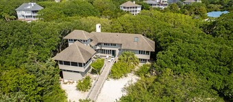 Second Row Home Inspirert av Nautilus er bare få skritt til havet