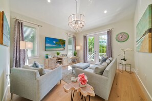 Een televisie, een dvd-speler, boeken en een muziekbibliotheek