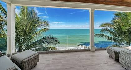 Yksityinen, ylellinen, Bayfront kotiin.<br><br>Varaa VRBO: n kautta 2.-12. Syyskuuta ja hanki 1/2-hintainen golfkärry vuokra Beach Bumsilta vuokraamalla kaksi tai useampia polkupyöriä. Kysy lisätietoja.