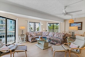 Televisión y reproductor de DVD 