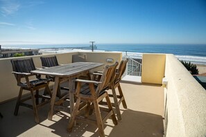 Outdoor dining - Luxury Downtown Ocean View Condo... Steps to the Sand! (Pismo Beach)