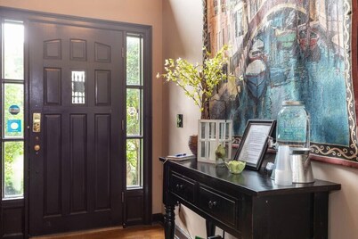 4x Superhost! Brenda Lee 2BR Villa | Pool + Hot Tub