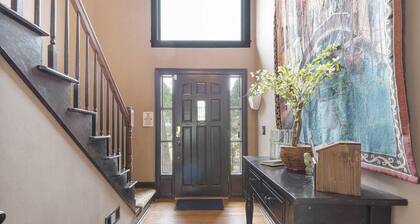 Executive Country Guest Home