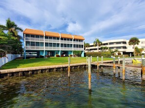 Imagen sin descripción, 3 de 24, botón