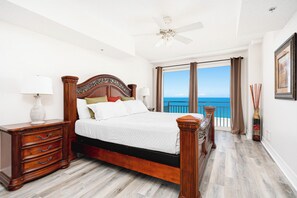 3 makuuhuonetta, silitysrauta/-lauta, ilmainen Wi-Fi, vuodevaatteet