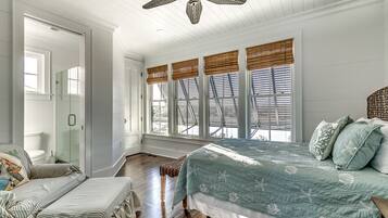 4 makuuhuonetta, silitysrauta/-lauta, Wi-Fi, vuodevaatteet